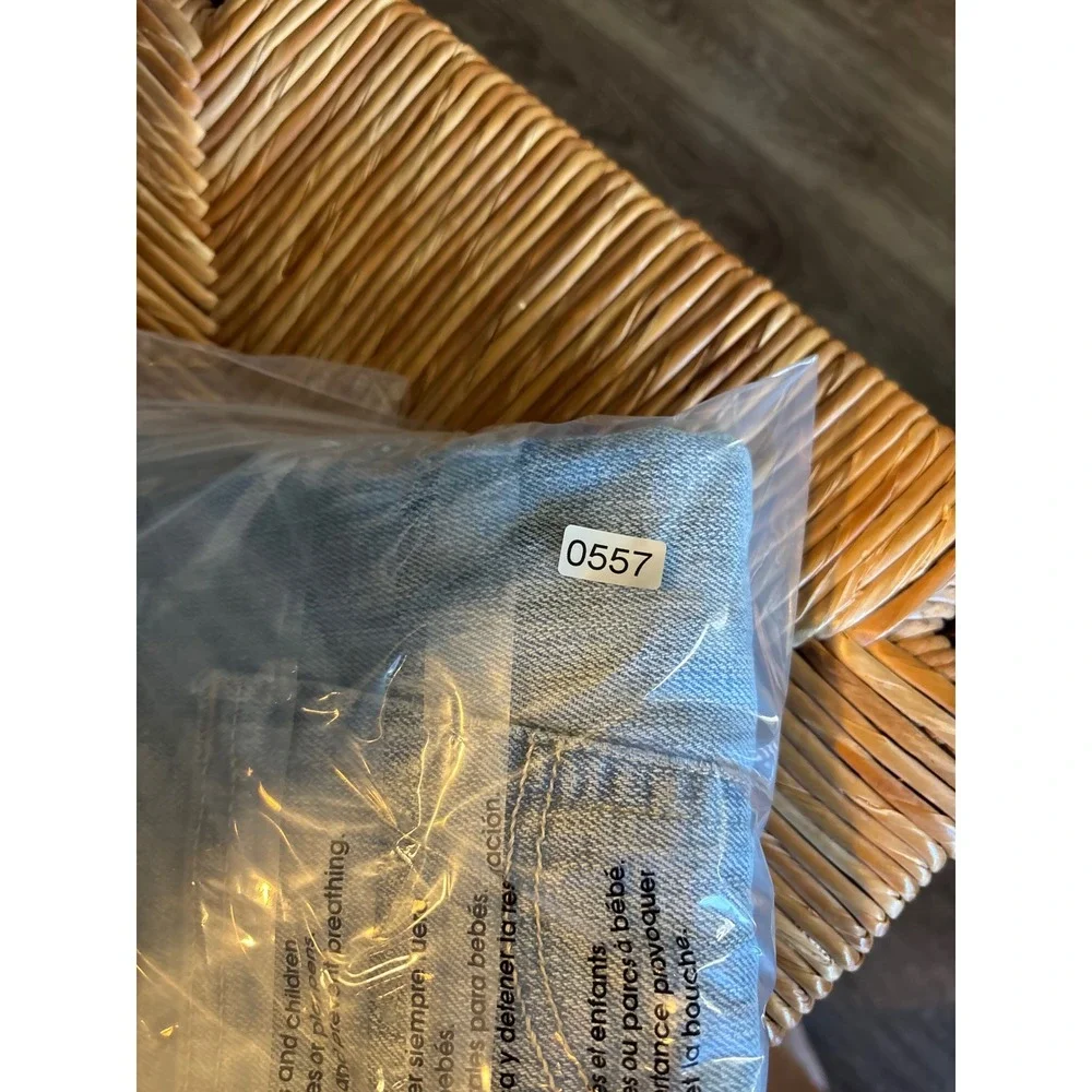 Vintage 00's Y2K Levi's 501 Light Wash Button Fly Jeans Made In Mexico